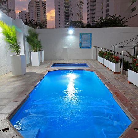 Hotel Rodadero Inn By Geh Suites ซันตามาร์ตา ภายนอก รูปภาพ