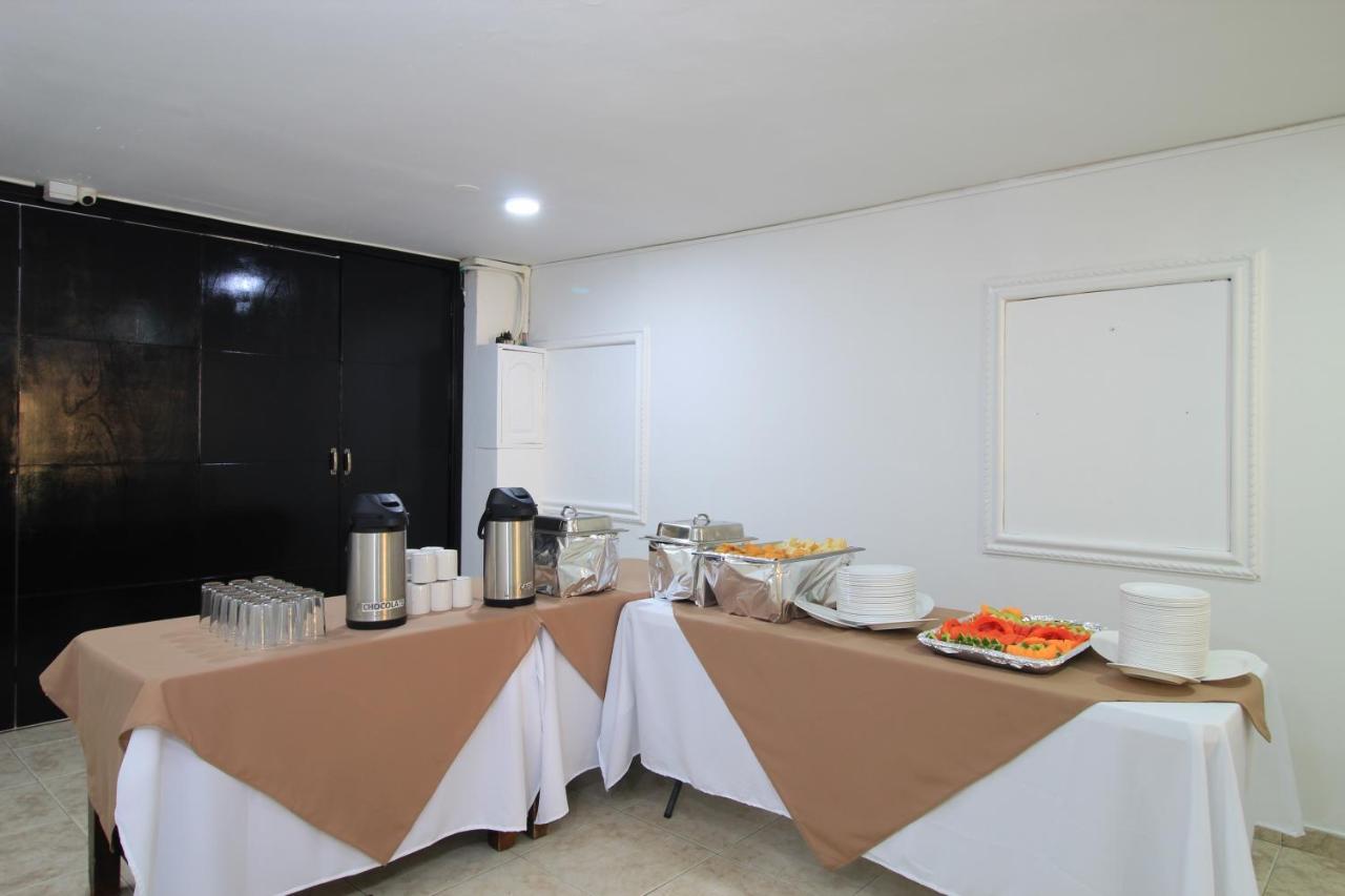 Hotel Rodadero Inn By Geh Suites ซันตามาร์ตา ภายนอก รูปภาพ