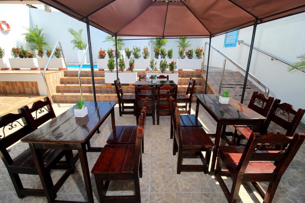 Hotel Rodadero Inn By Geh Suites ซันตามาร์ตา ภายนอก รูปภาพ