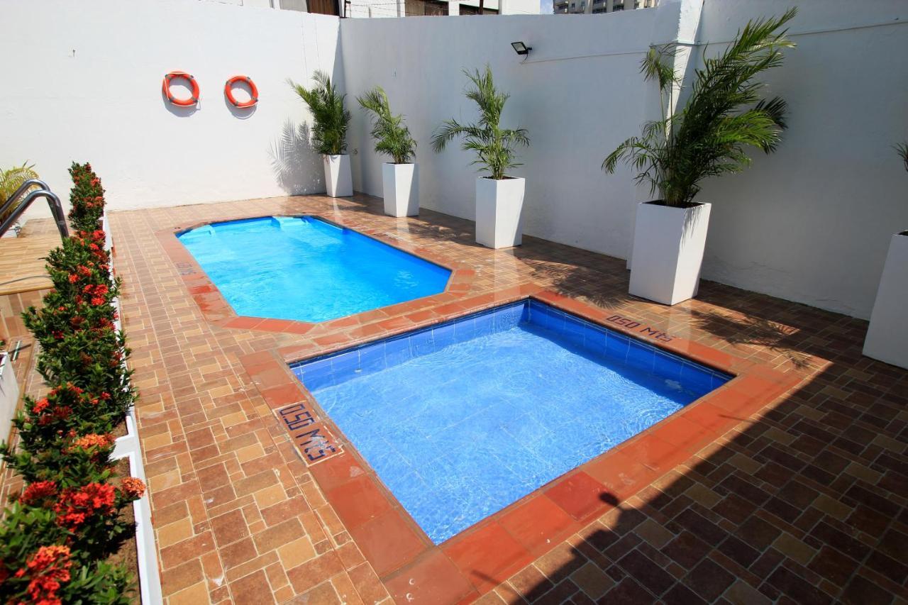 Hotel Rodadero Inn By Geh Suites ซันตามาร์ตา ภายนอก รูปภาพ