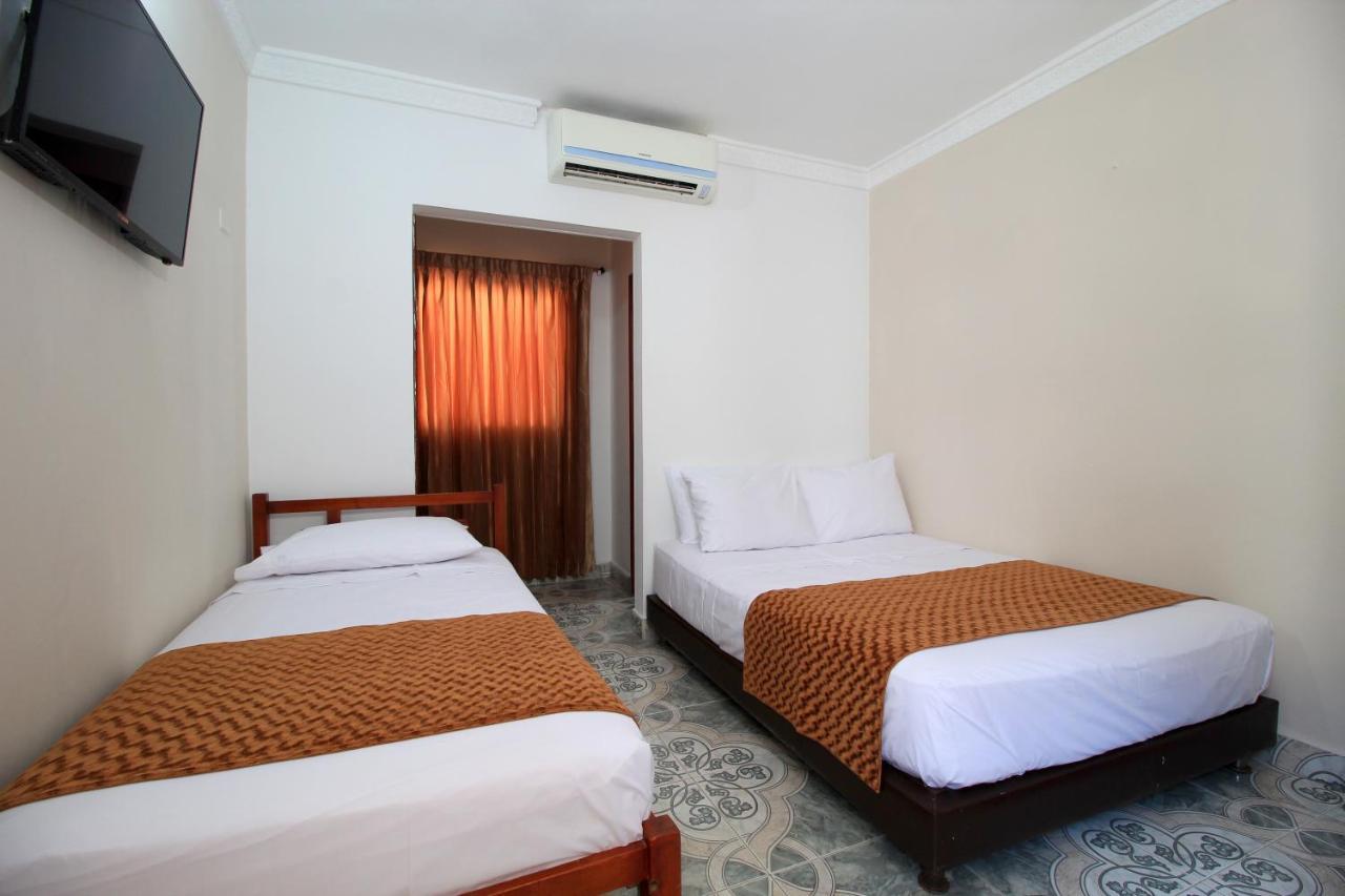 Hotel Rodadero Inn By Geh Suites ซันตามาร์ตา ภายนอก รูปภาพ