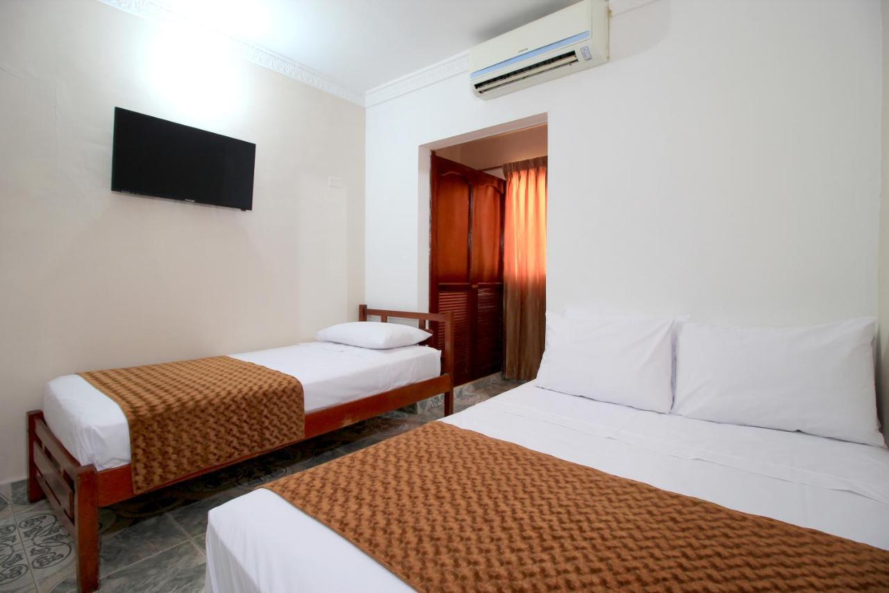 Hotel Rodadero Inn By Geh Suites ซันตามาร์ตา ภายนอก รูปภาพ