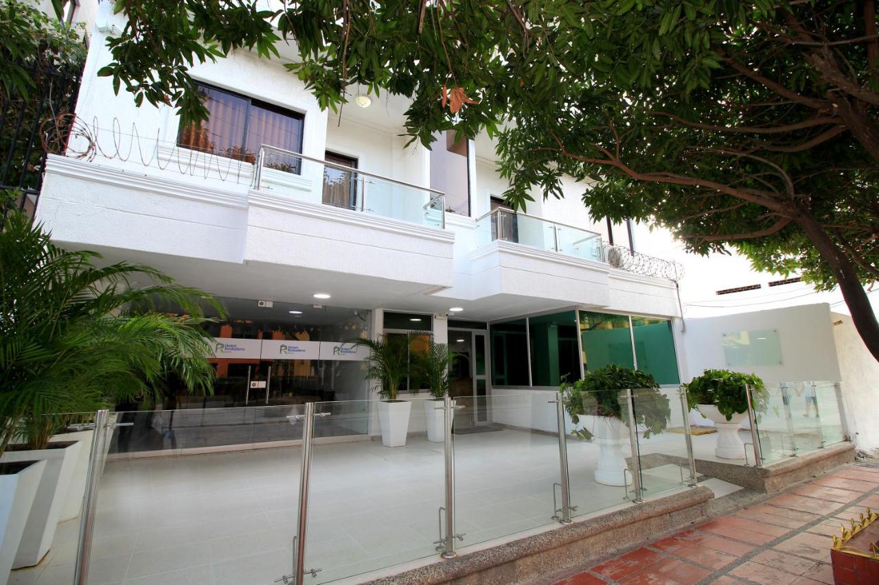 Hotel Rodadero Inn By Geh Suites ซันตามาร์ตา ภายนอก รูปภาพ