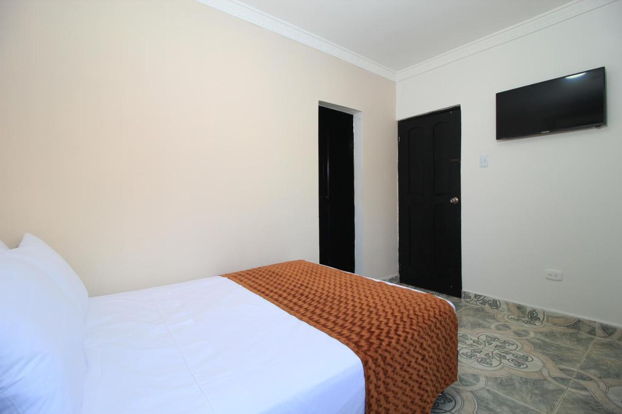 Hotel Rodadero Inn By Geh Suites ซันตามาร์ตา ภายนอก รูปภาพ