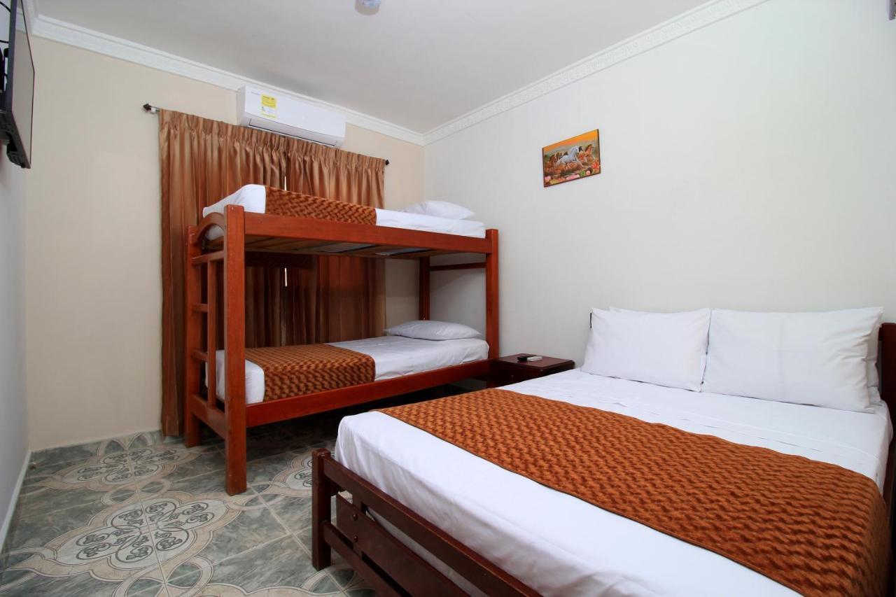 Hotel Rodadero Inn By Geh Suites ซันตามาร์ตา ภายนอก รูปภาพ